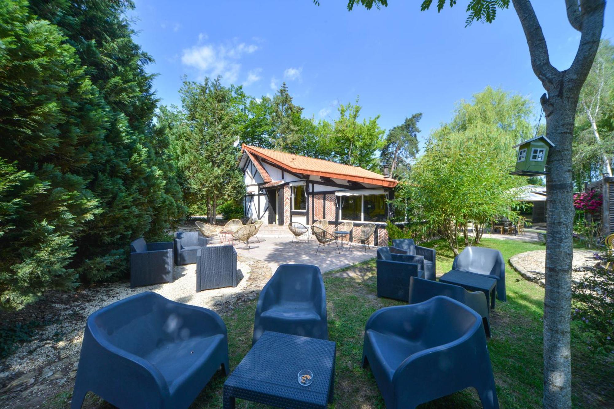 Logis - Hotel Restaurant La Mire Виерзон Екстериор снимка