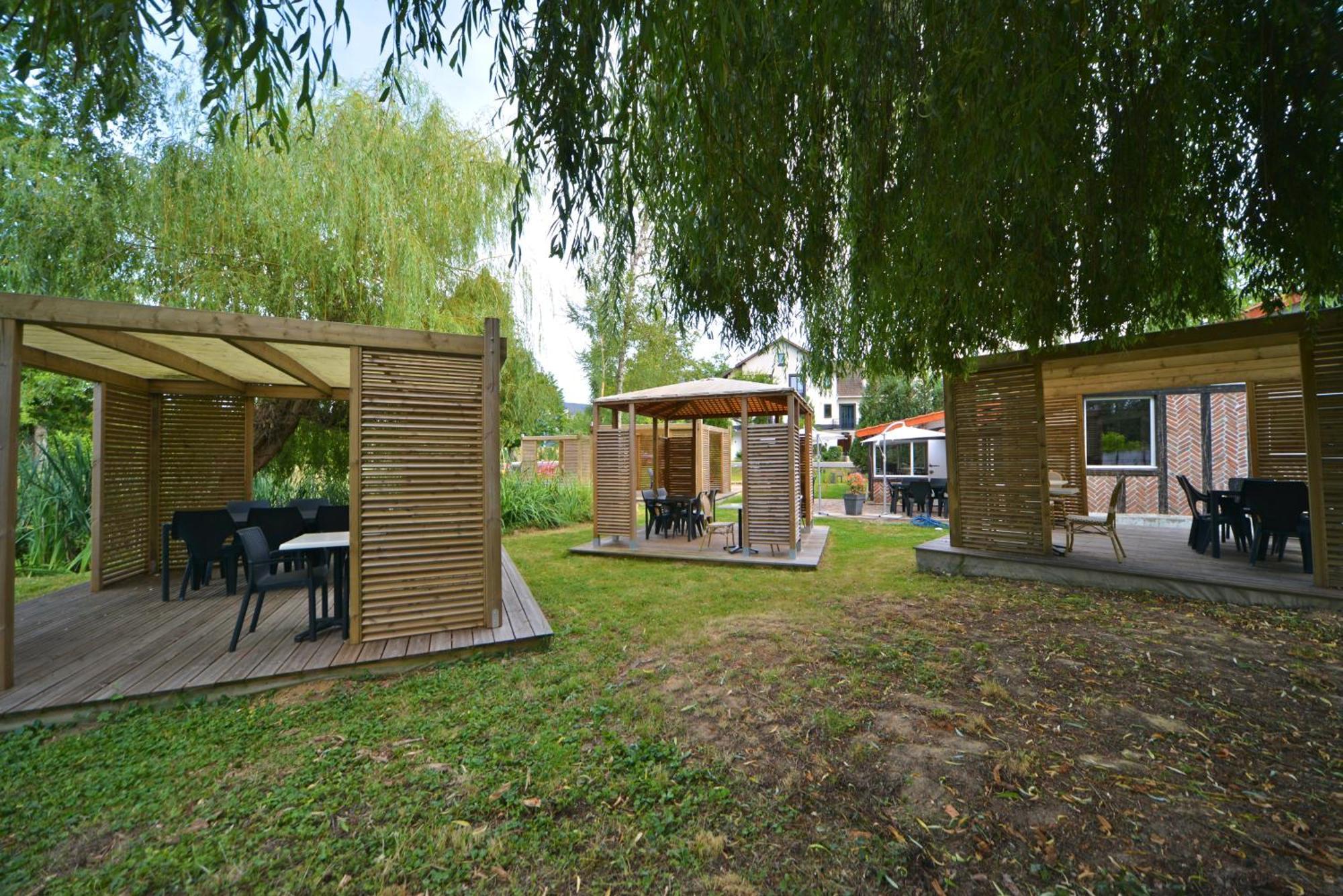 Logis - Hotel Restaurant La Mire Виерзон Екстериор снимка